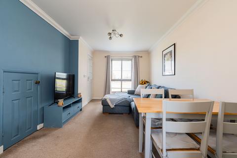 221 Burnbrae Road, Bonnyrigg, EH19 3DA