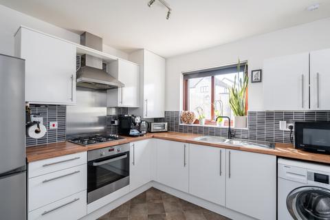221 Burnbrae Road, Bonnyrigg, EH19 3DA