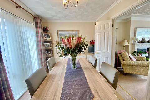 3 bedroom detached bungalow for sale, Coneygree Road, Peterborough