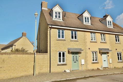 3 bedroom end of terrace house for sale, Woodley Green, Witney, OX28