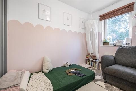 90 Amersham Road, Caversham, Reading, RG4 5NA