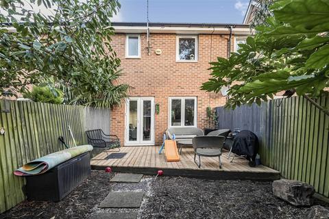 90 Amersham Road, Caversham, Reading, RG4 5NA