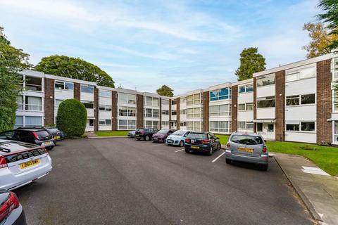 3 bedroom apartment for sale, Tall Trees, Salford