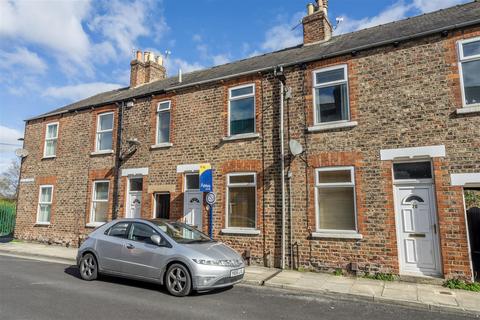 2 bedroom terraced house to rent, Poplar Street, York, YO26 4SG