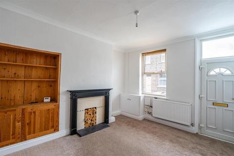 2 bedroom terraced house to rent, Poplar Street, York, YO26 4SG