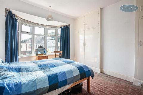 11 Lydgate Hall Crescent, Sheffield, S10 5NE