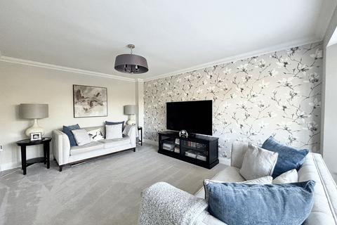 5 bedroom detached house for sale, Hawthorn Way, Manchester M28