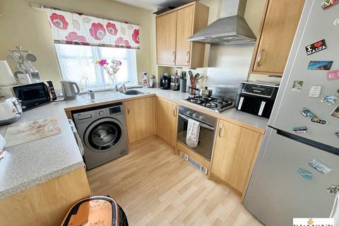 2 bedroom coach house for sale, Redvers Way, TIVERTON, Devon