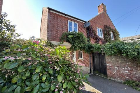 3 bedroom detached house to rent, Bridport Town Centre