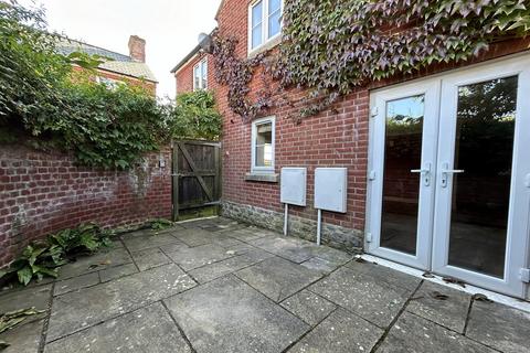 3 bedroom detached house to rent, Bridport Town Centre