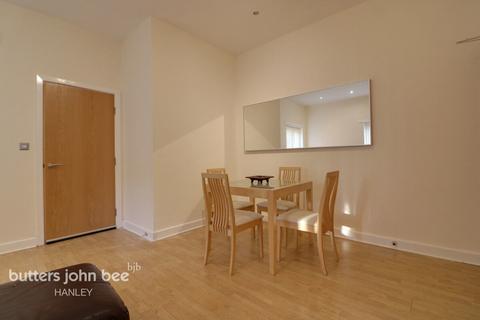 2 bedroom apartment for sale, Davenport Court, Salisbury Street, Leek ST13 5EE