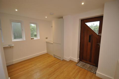 3 bedroom townhouse to rent, 12 Rock Mill Lane, Leamington Spa