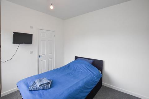 Studio to rent, Springfield Street, Wigan, WN1 2NA