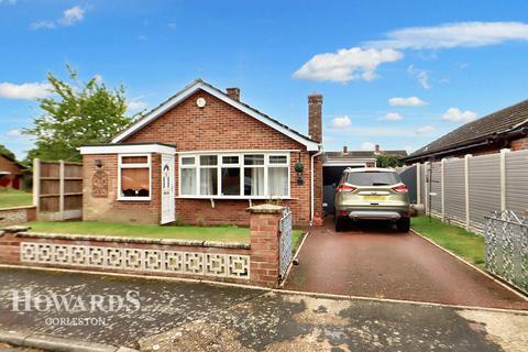 4 bedroom detached bungalow for sale, Rosedale Gardens, Belton