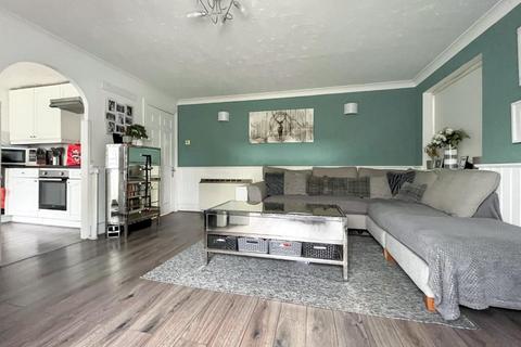 1 bedroom apartment for sale, River Meads, Stanstead Abbotts