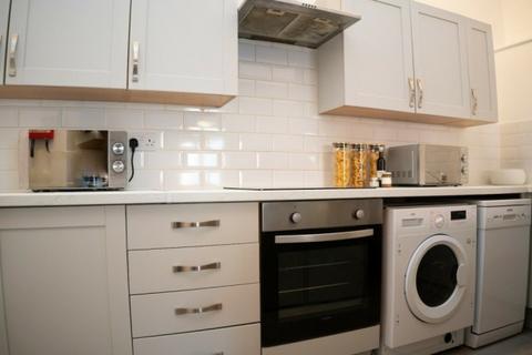 7 bedroom house share to rent, Gascoyne Street