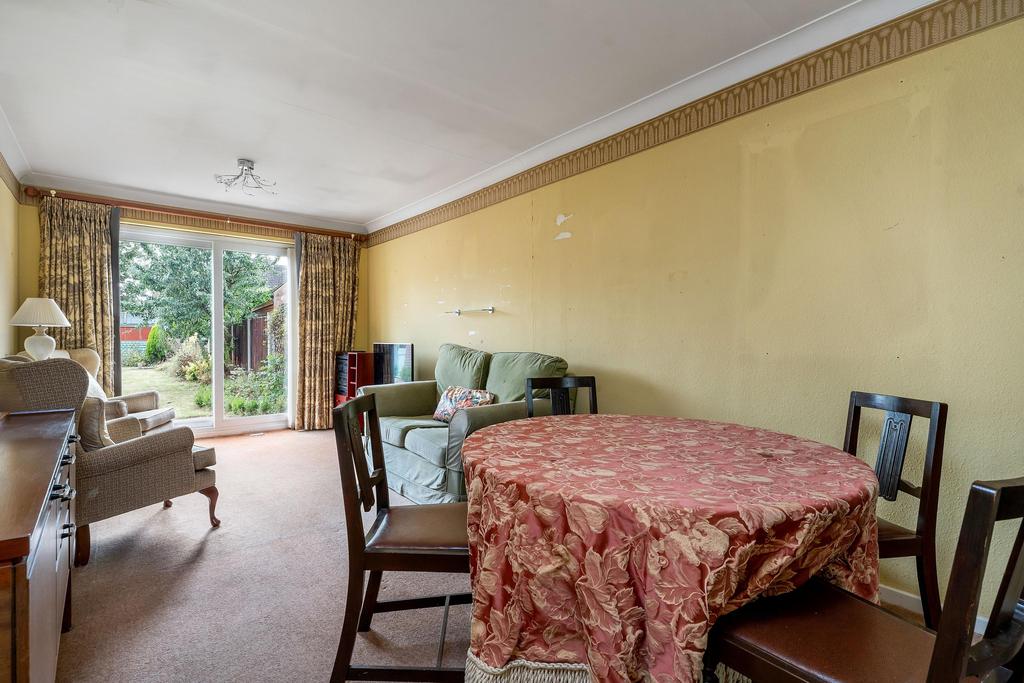 Casterton Road, Stamford, PE9 3 bed detached house for sale £379,950