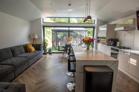 58 Moorcroft Road, Birmingham, B13 8LU