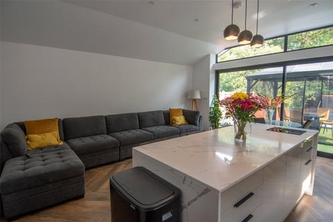 58 Moorcroft Road, Birmingham, B13 8LU