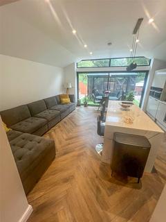 58 Moorcroft Road, Birmingham, B13 8LU