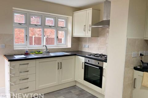 3 bedroom semi-detached house to rent, Frederick Street, Retford DN22