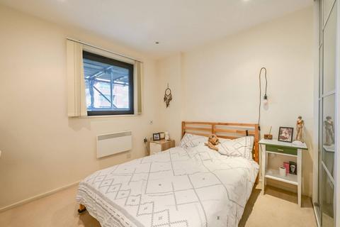 1 bedroom flat to rent, Devenport Street, Shadwell, London, E1