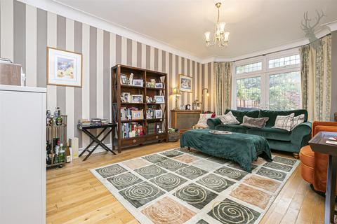 5 bedroom house for sale, Queens Avenue, Woodford Green IG8