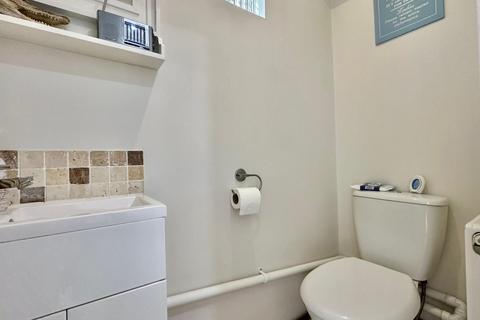 172 Armscott Road, Coventry, CV2 3AP
