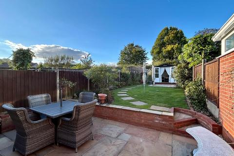 172 Armscott Road, Coventry, CV2 3AP