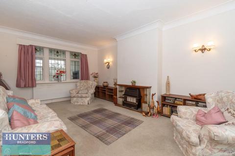 3 bedroom semi-detached house for sale, SR - Wheatlands Drive Daisy Hill, Bradford, West Yorkshire, BD9 5JJ