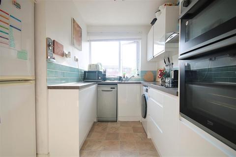 2 bedroom maisonette for sale, Wylands Road, Langley