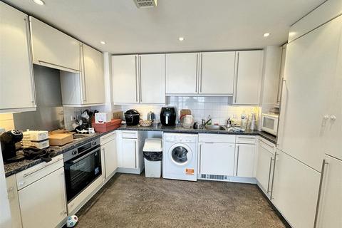 2 bedroom apartment for sale, Forest Lane, Stratford