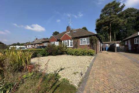 3 bedroom bungalow for sale, Linkway, Fleet, Hampshire