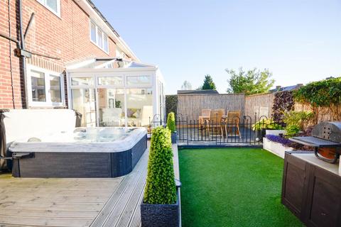 3 bedroom semi-detached house for sale, Cheshire Avenue, Birtley