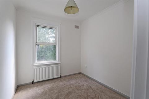 155 Bynes Road, South Croydon, CR2 0PS