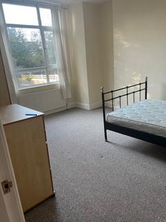 1 bedroom flat to rent, Burford Road, Manchester M16