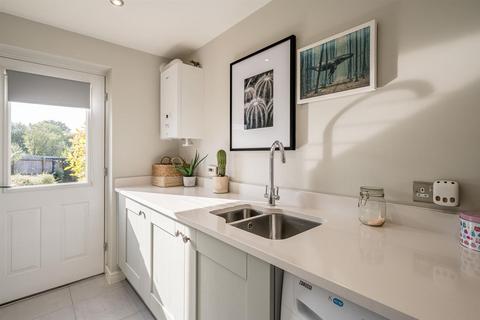 1 Herringbone Way, Kingswinford, DY6 7NE