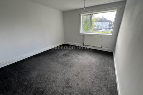 2 bedroom flat to rent, Gleniffer Crescent, Johnstone PA5