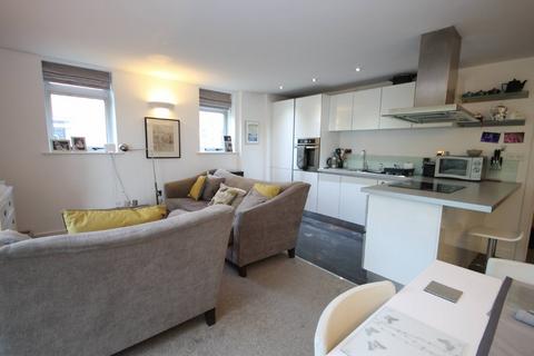 2 bedroom flat for sale, Palatine Road, West Didsbury, Manchester, M20