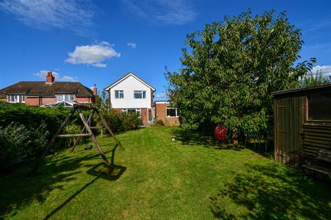 4 bedroom detached house for sale, High Street, Ninfield