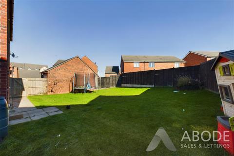 3 bedroom detached house for sale, Ivinson Way, Uttoxeter ST14