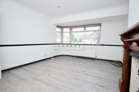 2 bedroom flat for sale, Westmere Drive, Mill Hill, London, NW7