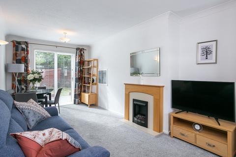 47 Broomhall Crescent, Edinburgh, EH12 7PG