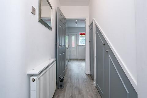 47 Broomhall Crescent, Edinburgh, EH12 7PG
