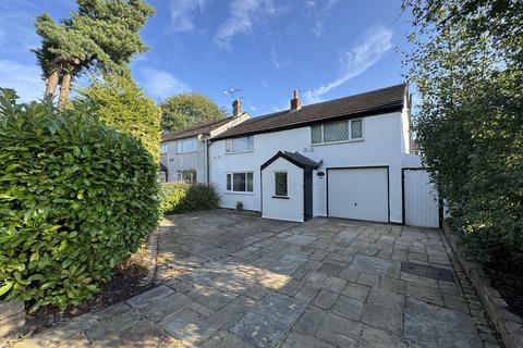 3 bedroom semi-detached house to rent, Cop Lane, Penwortham PR1