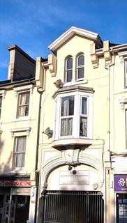 2 bedroom apartment to rent, Market Street, Torquay