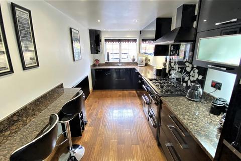 4 bedroom detached house for sale, The Riddings, Ellesmere Port