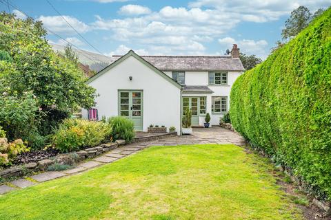 4 bedroom detached house for sale, Mill Lane, Abergavenny NP7