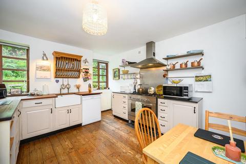 4 bedroom detached house for sale, Mill Lane, Abergavenny NP7