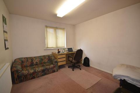 2 bedroom flat to rent, Pempath Place, Wembley, HA9 8QR